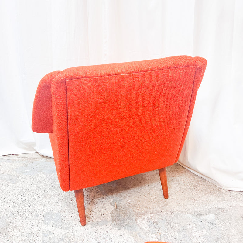 Iconic Orange Wool Lounge Chair - 1970s Retro Charm