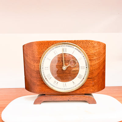 Timeless Elegance: Mid-Century Wooden Mantel Clock with Brass Detailing