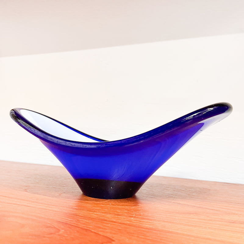 Serene Waves: Vintage Murano-Cobalt Blue and White Art Glass Bowl