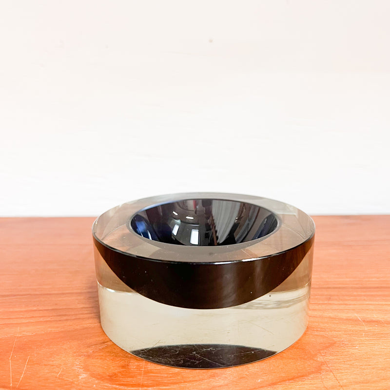 Retro Luxe: Bold Blue and Black Acrylic Ashtray – Mid-Century Modern Accent